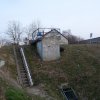 Fekvő lapvízmérce és árleeresztő zsilip Dunavecsénél